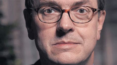 Joris demmink, al meer dan 14 jaar verdacht wordt van kindermisbruik. Van Rey's partij telt nog meer liberalen met een luchtje ...