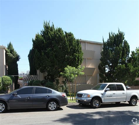 This 2056 square foot single family home has 3 bedrooms and 2.0 bathrooms. 506 E Palm Ave, Burbank, CA 91501 Apartments - Burbank, CA ...