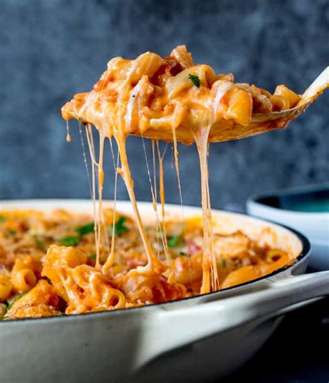 According to smithsonian magazine, the cheesy dish has been around as long as there has been a united states of america. Chicken and Bacon Mac and Cheese - Nicky's Kitchen Sanctuary