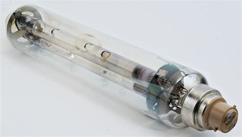 Ballast to lamp distance(btl) = 2 feettemp rating: PHILIPS SOX 35W Low Pressure Sodium Lamp
