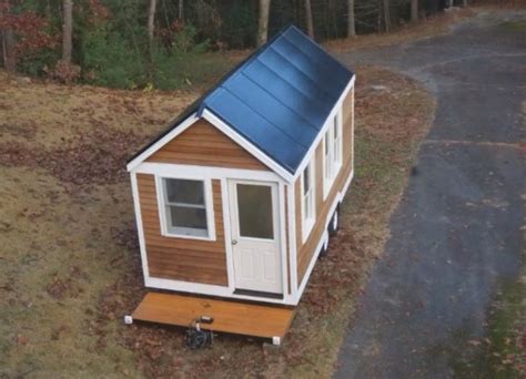 Solar Tiny House Doubles As Tri Toon Houseboat