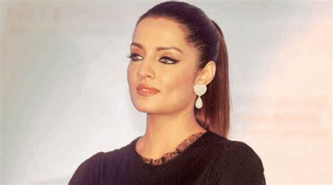 Celina Jaitlys Father Dead The Pregnant Star Cuts Short Her Dubai