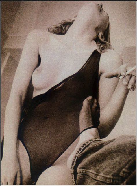 Sharon Stone Nue Dans Playboy Magazine Sexiezpix Web Porn