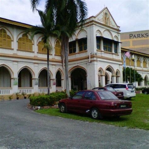 .sk and smk tarcisian convent (ipoh), sjkt st philomena convent (ipoh), sjkc and smk ave maria convent (ipoh), sk and smk convent and smjk sam tet (ipoh). SMK Convent Ipoh - High School