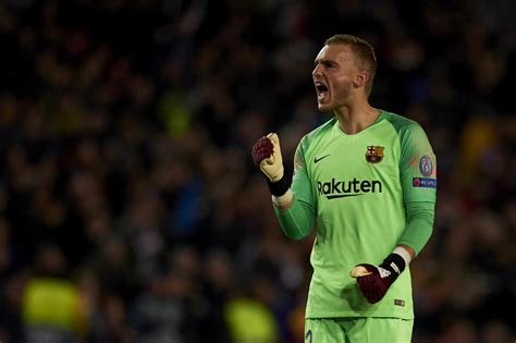 Football statistics of jasper cillessen including club and national team history. Man United News: Red Devils weigh up move for Jasper Cillessen