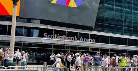 Scotiabank Arena Vaccine Clinic Sets Record With 27000 Shots In One