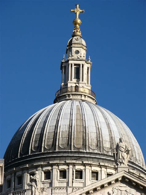 Dome Of St Pauls Cathedral The Cathedral Was Designed By Flickr