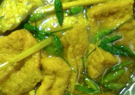 Karena masih sisa, aku simpan di kulkas, aku panaskan dan bakar sebentar di grill pan.hasilnya.hemmm.. Tahu Tempe Bumbu Kuning Tanpa Santan - Masak Tahu Bumbu ...