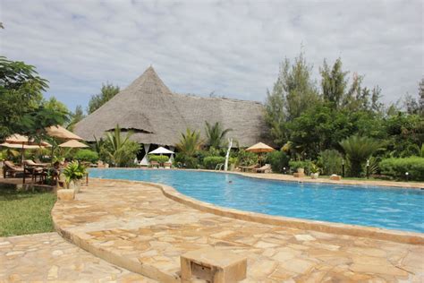 Im Hintergrund Das Restau Spice Island Hotel And Resort Jambiani • Holidaycheck Zanzibar