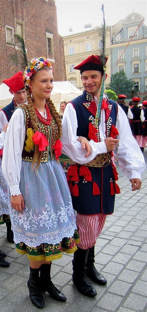 Krakowiaki Poland Polish Traditional Costume Traditional Outfits