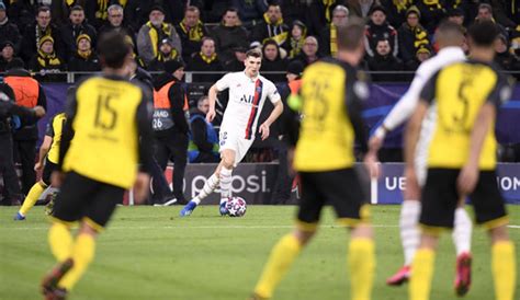 Bvb „spielt genau den fußball, den ich spielen möchte. Thomas Meunier - Vom Postboten zum PSG-Star und BVB ...