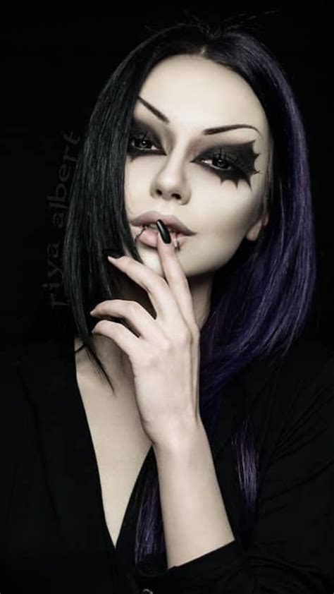 Darya Goncharova Halloween Eye Makeup Halloween Eyes Maquillage Halloween Gothic Makeup Dark
