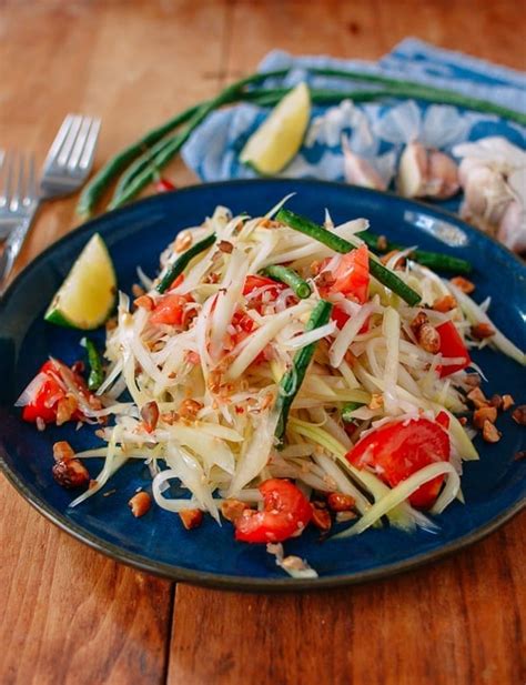 Thai Green Papaya Salad Quick And Easy Recipe The Woks Of Life