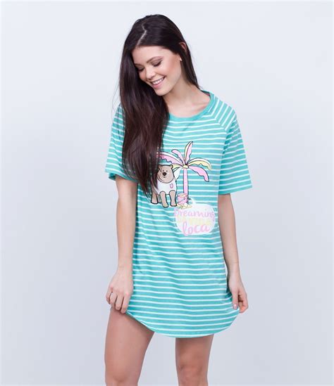 Nossa coleção jaquetas femininas de 2021 está em promoção. Camisola Listrada com Estampa - Lojas Renner | Roupas ...