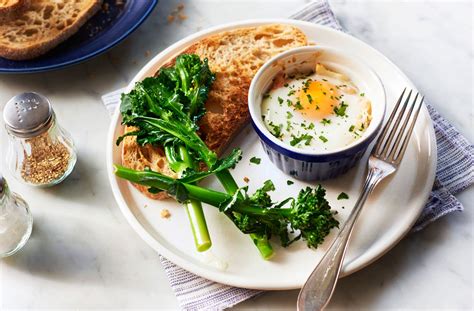 When asked the secret of the chowder's success, the waitress modestly answered. Baked Eggs With Smoked Haddock Recipe | Haddock Recipes | Tesco Real Food