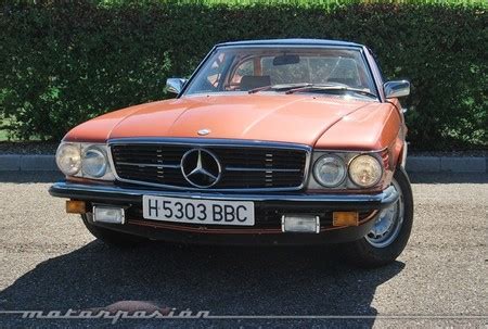 Always found the 107 series mercedes benz convertibles to be vastly overrated and having owned one i have developed a genuine hatred for them. Mercedes-Benz 280 SL (R107), retroprueba