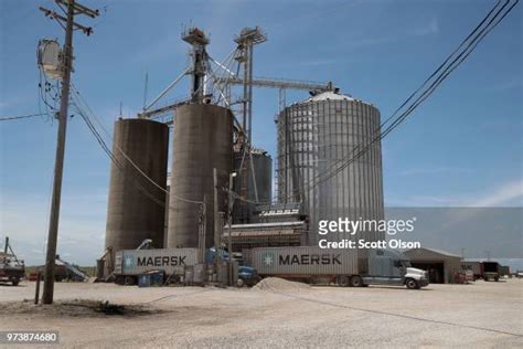 Grain Elevator Truck Photos And Premium High Res Pictures Getty Images