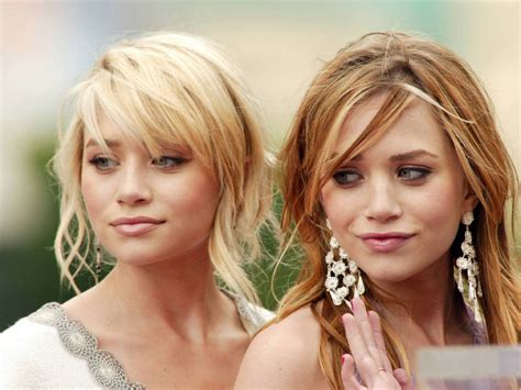 Mary Kate And Ashley Olsen Simpsons Wiki