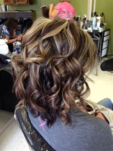 Dark hair with chocolate and blonde highlights blonde highlights may give brunette locks a whole new life, and contrasting light streaks 60 chocolate brown hair color ideas for brunettes. bf2b238e89dd2039d64b421da6ee8566.jpg (736×981) | Hair ...