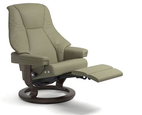 The consul office chair is technologically designed for ultimate comfort, allowing you to sink deep into the seat and relax. Stressless Live Power LegComfort Recliner Chair - Ekornes ...