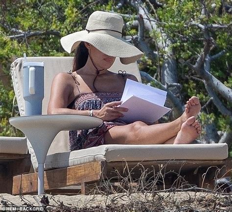 Chip And Joanna Gaines Enjoy A Day At The Beach While Vacationing In Cabo San Lucas Daily Mail
