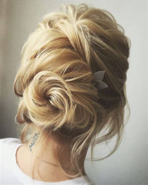 You may decide to make your hair yourself or take it to a professional to get it done for you. 20 Hottest Prom Hairstyles for Short & Medium Hair 2019