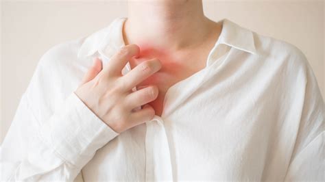 What Does It Really Mean When Your Chest Itches