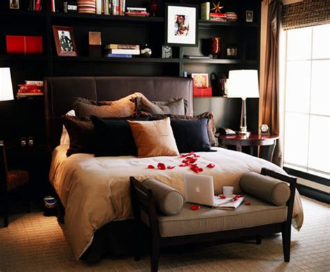 See more ideas about bedroom decor, bedroom design, romantic bedroom. 13 Beautiful Bedroom Decorating Ideas For Valentine's Day ...