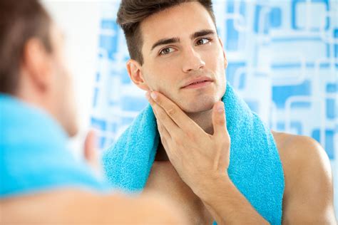 Save Yourself From Post Shaving Pains With These Simple Shaving Tips