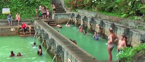 enjoy water spring of banjar hot spring in bali balicabdriver