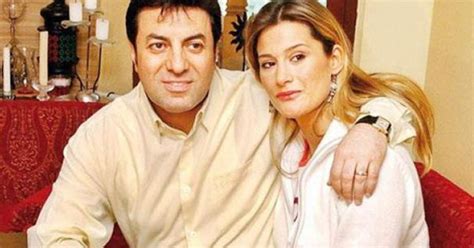 19 yıllık eşi ceyda sabah'la boşanmanın eşiğine gelen coşkun sabah'ın başka bir evi daha olduğu ortaya çıktı. Coşkun Sabah'ın eşi Ceyda Sabah kimdir?
