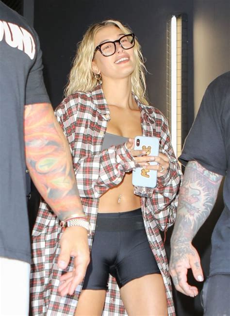 Hailey Biebers Cameltoe Photos Thefappening