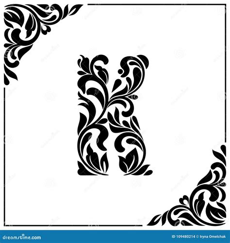 A Letra K Fonte Decorativa Com Redemoinhos E Elementos Florais Estilo