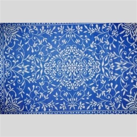 Wunderschöner, wecher teppich maritim mit einem leuchtturm und einer fröhlichen meerlandschaft. Teppich Maritim Outdoor. 150 cm x 210 cm.