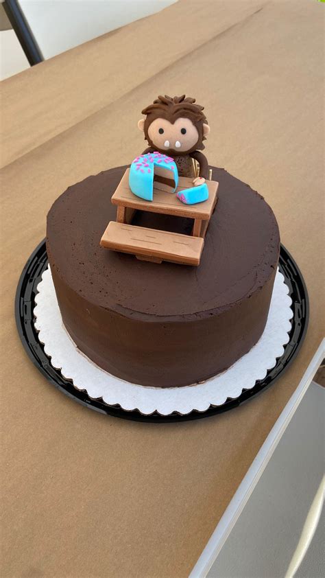 100% edible Sneaky Sasquatch cake topper! : r/SneakySasquatch