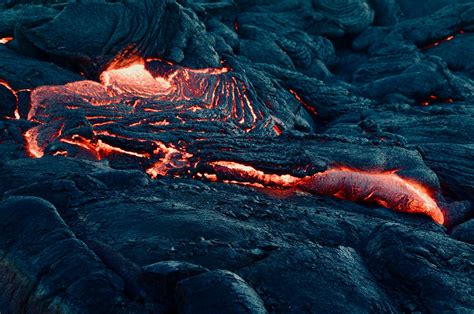 Lava Flowing · Free Stock Photo