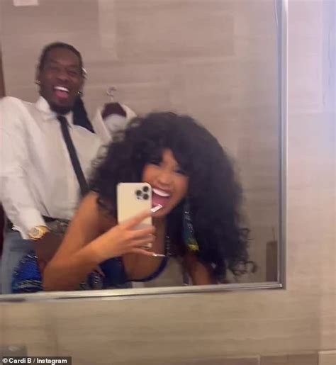 Cardi B And Offset Shocked Everyone With A Raunchy Video In The Mtv Vmas Toilet Accompanied