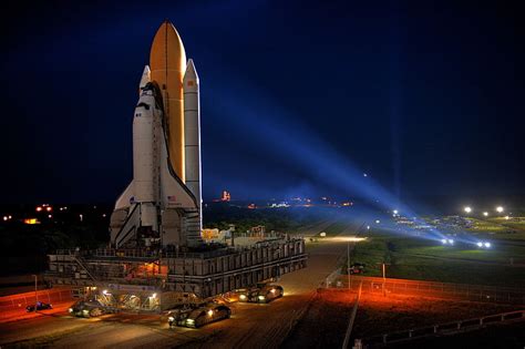 Hd Wallpaper Space Shuttle Atlantis Nasa Launch Pads Scanned Image
