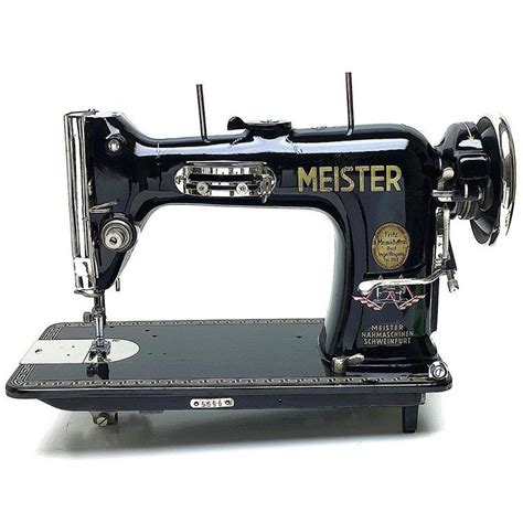 Built Like A Tank This Full Metal Zig Zag Sewing Machine Meister 101