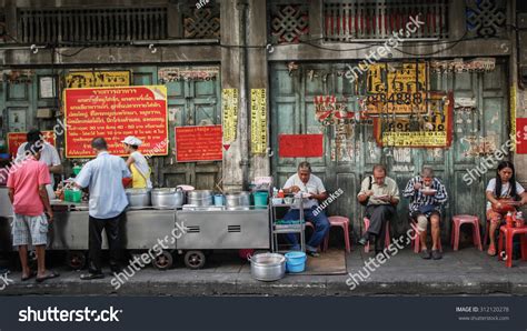 Bangkok Thailand Mar 8 Street Food Stock Photo 312120278 Shutterstock