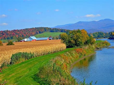 Vermont Scenic View Photograph By Tracy Chmielecki