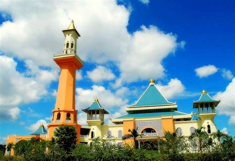 * semua waktu solat berdasarkan jadual tahunan jakim. DI UJUNG ISLAM: Senibina Masjid di Negeri Melaka
