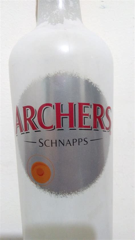 The two ingredients come together to create a wave of crisp, sharp bitterness and vegetal herbaceousness, with a finish of celery seed and honey. Drinks with peach schnapps and vodka. 10 Peach Schnapps ...