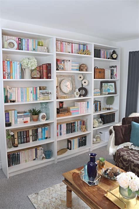 Bookcase In Living Room Vlr Eng Br