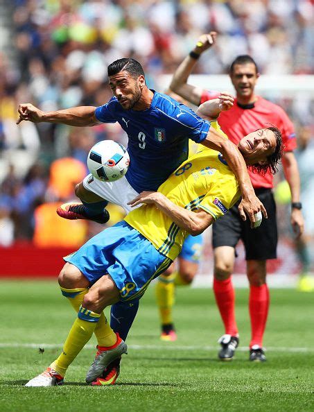 Albin ekdal (born 28 july 1989) is a swedish professional footballer who plays as a midfielder for serie a side sampdoria and the sweden national team. Graziano Pelle of Italy is tackled by Albin Ekdal of ...