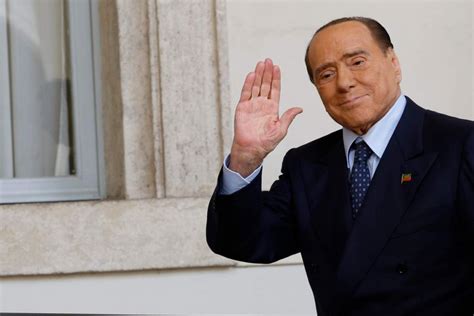 Il Testamento Di Berlusconi è Stato Aperto Ci Sono Sorprese