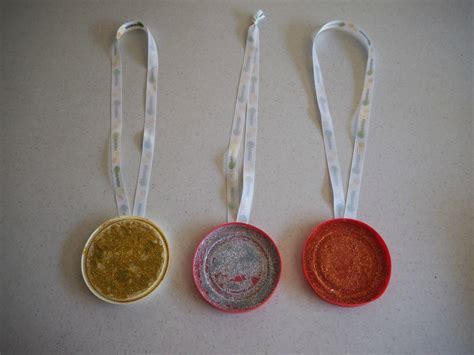 See 6x usa olympic medalist aly raisman's daily routine, for example: Easy Olympic Medals Craft | Be A Fun Mum