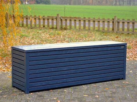 Die schlichte gartenbox bietet genug stauraum um ihre. Auflagenbox / Kissenbox / Gartenbox Holz, wasserdicht ...