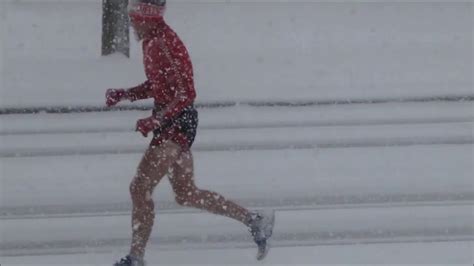 Man Running In Snow Storm Wearing Shorts Youtube