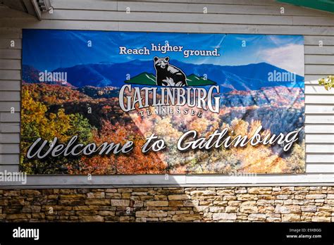 Gatlinburg Tennessee Sign High Resolution Stock Photography And Images